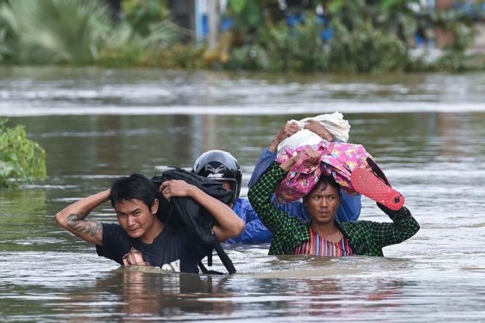 Kondisi myanmar usai diterjang banjir akibat topan yagi