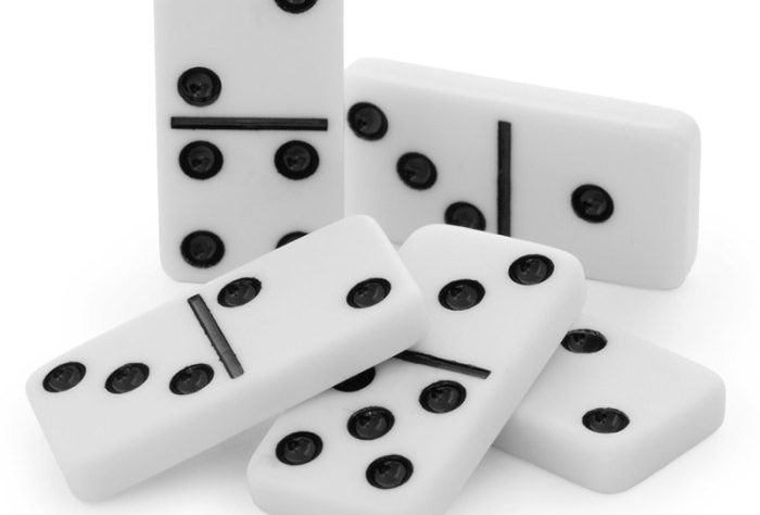 Kapan permainan domino pertama kali ditemukan?